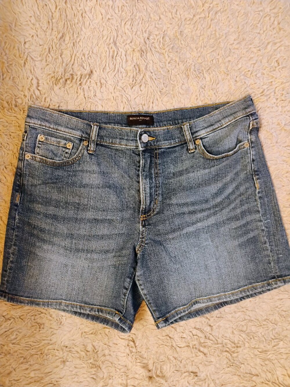 Banana Republic dad shorts
